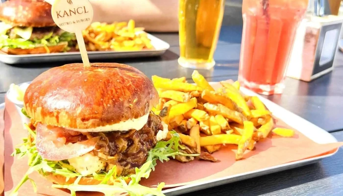 Kancl Bistro Burger Hamburgerova Restaurace - Husovo Nám. 45