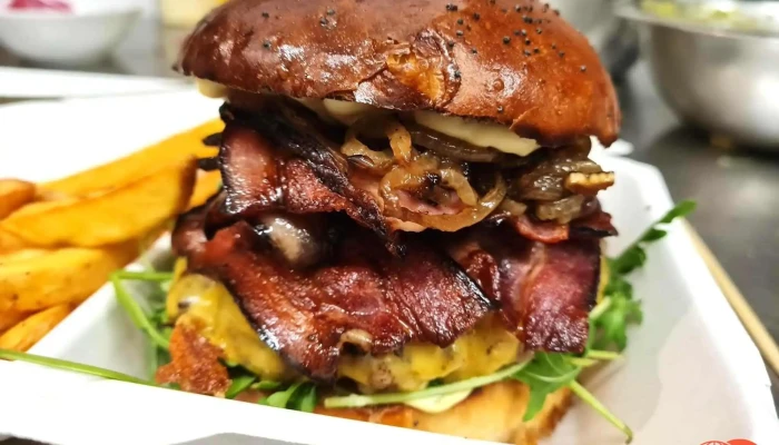 Karls Grill Bar -  Jidlo A Piti - Podmokly