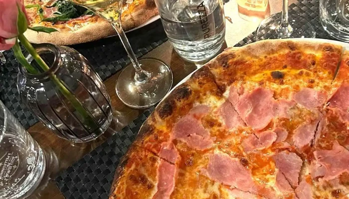 Kaskada Dolni Brezany Jidlo A Piti - Pražská 636
