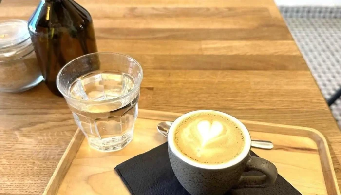 Kava Podebrady   Kavarna Prazirna Caffe Latte - Poděbrady I