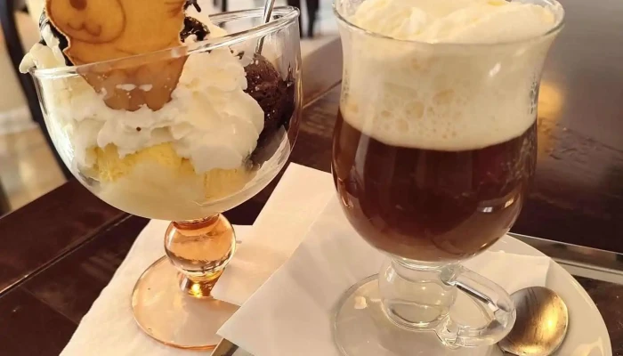 Kavarna Cafe Tuzex Kava - Masarykovo Nám. 1102/37
