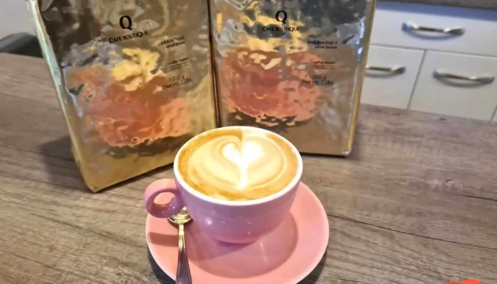 Kavarna Cukrarna Na Radnici Caffe Latte - Email : Rezervace.kavarna@gmail.com, Nám. Republiky 1