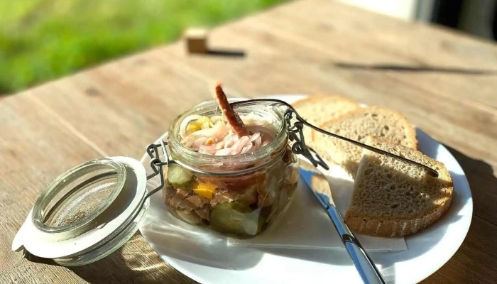 Kavarna Melibekafe Jidlo A Piti - Líbeznice