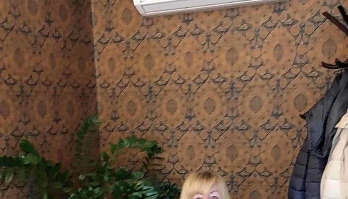 Kavarna Modry Domecek Nam Krale Jiřiho Z Poděbrad 3 - Nám. Krále Jiřího Z Poděbrad 3