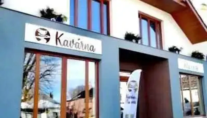 Kavarna Na Ceste Od Vlastnika - Žižkovo Nám. 428