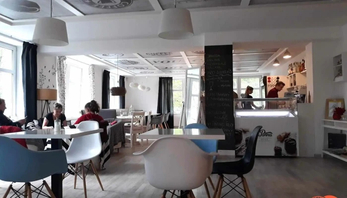 Kavarna Sokolovna 1 Patro Vzhled A Atmosfera - Horní Litvínov