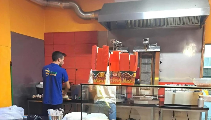 Kebap House -  Turecka Restaurace - Tyršova