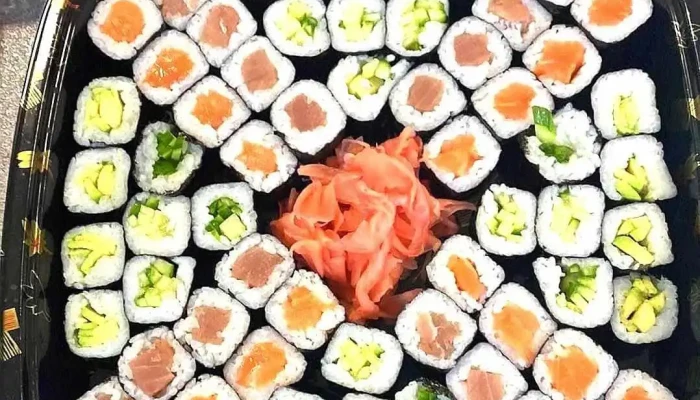 Keina -    Sushi Vietnamska Restaurace Jidlo A Piti - Dolní 3088