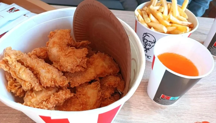 Kfc Benesov Kureci Stripsy - Červené Vršky 2402