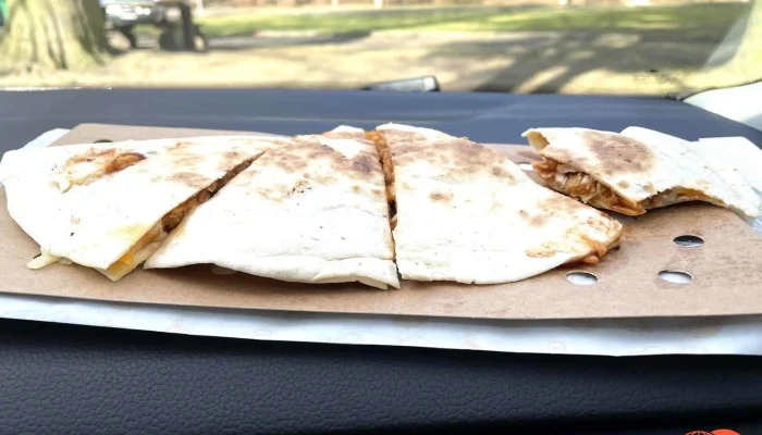 Kfc Benesov Quesadilla - Červené Vršky 2402