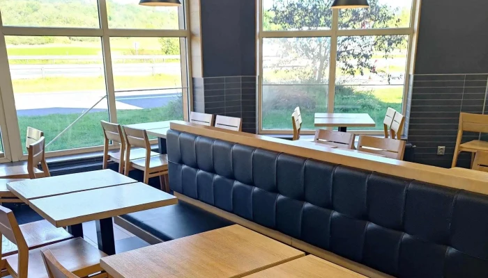 Kfc D5 Kraluv Dvur Dt Pod Dalnici 329 - Pod Dálnicí 329