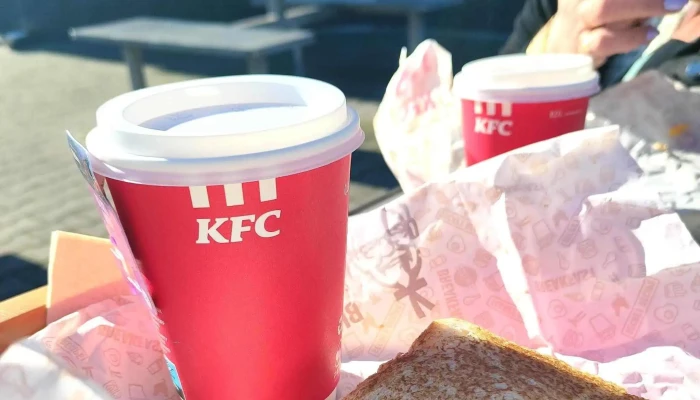 Kfc D5 Kraluv Dvur Dt Restaurace - Pod Dálnicí 329