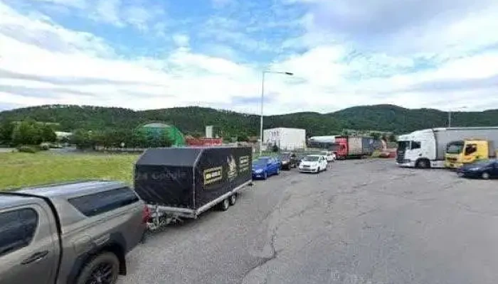 Kfc D5 Kraluv Dvur Dt Street View A 360deg - Pod Dálnicí 329