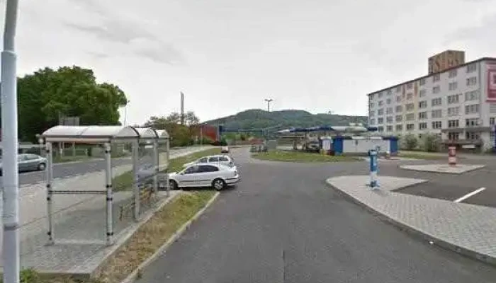 Kfc Decin Dt Street View A 360deg - Ústecká 2052/8a 2052/8a