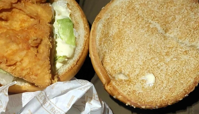 Kfc Praha Globus Zlicin Dt Oblast - Zličín