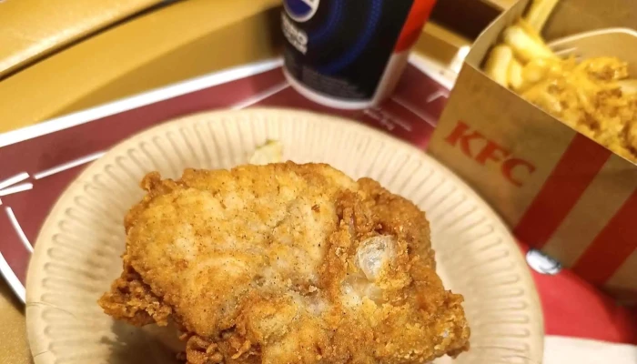 Kfc Zlin Zlate Jablko Otevřeno Nyni - Nám. Míru 174