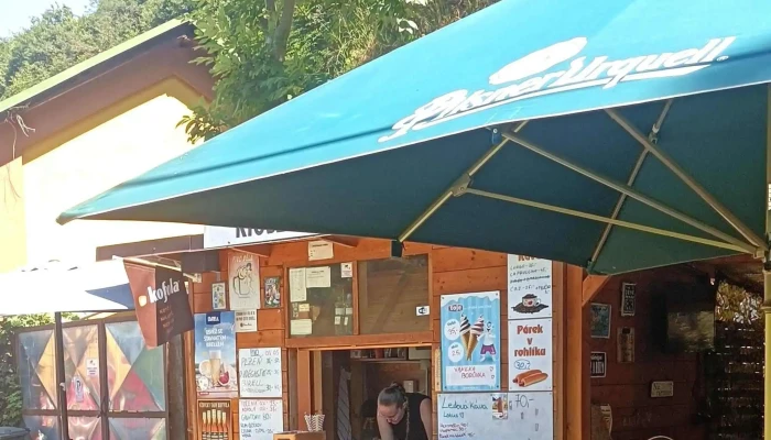 Kiosek Nad Jezem -  Otevřeno Nyni - Mnichovo Hradiště