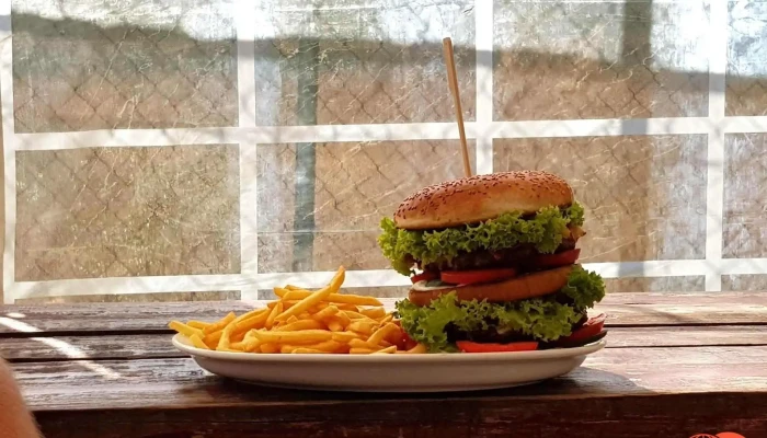 Kiosek U Rybnika Hamburger - Žehrov