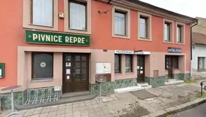 Klobys Restaurant Street View A 360deg - Neratovická 191/1