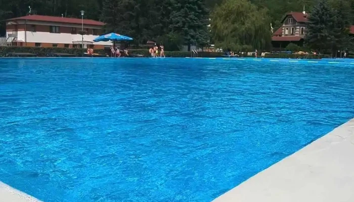 Koupaliste Kyselka Bazen - Kyselská 406