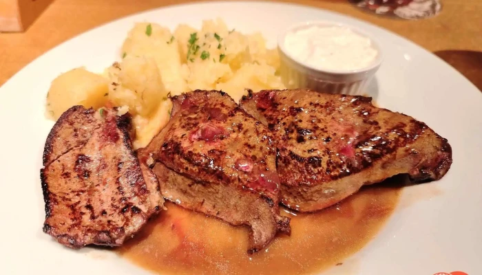 Kozlovna Beroun -  Steak - Závodí