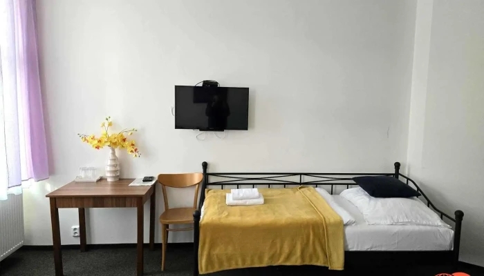 Kraus Hotel -  Od Hostu - Palackého 135/7