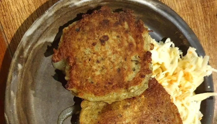 Krcma U Parasutistu Sro Restaurace - Nové Město
