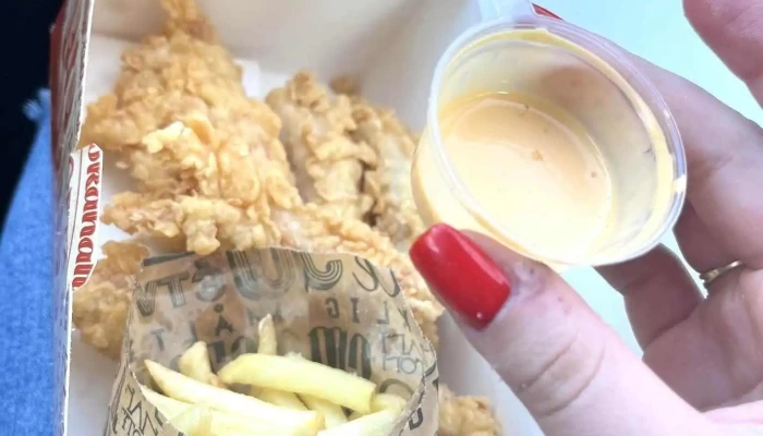 Kridelko   Chicken Wings Strips Jidlo A Piti - Husovo Nám. 8