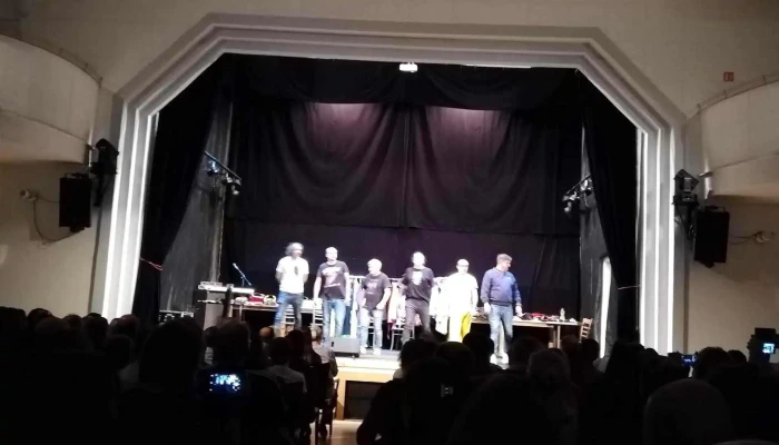 Kulturni Dum Zastavka Louny Hledam - Poděbradova 1135