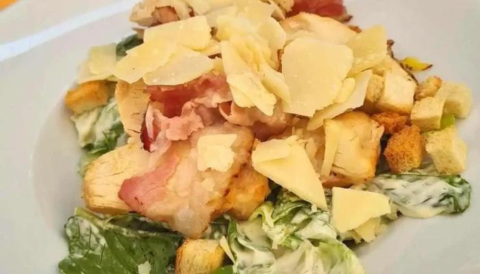 La Putika -  Salat Caesar - Kozelkova 51