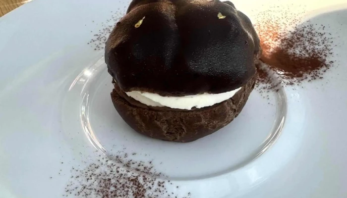 La Villa Restaurant -  Hledam - Stráže 3661