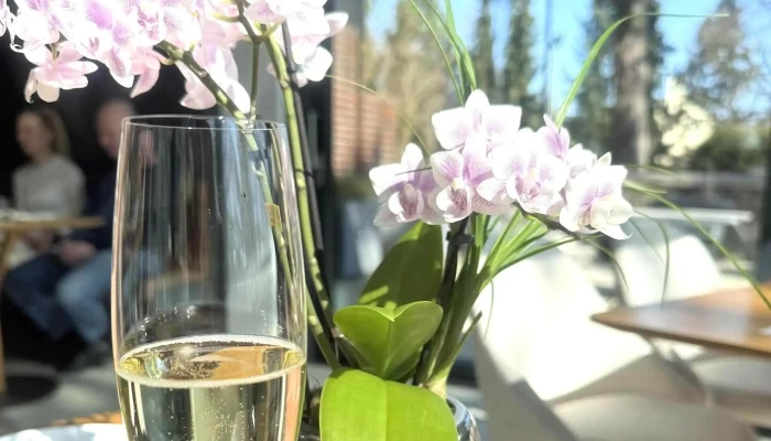 La Villa Restaurant -  čislo - Stráže 3661