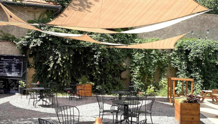 Labut Garden Vzhled A Atmosfera - Zítkova 5