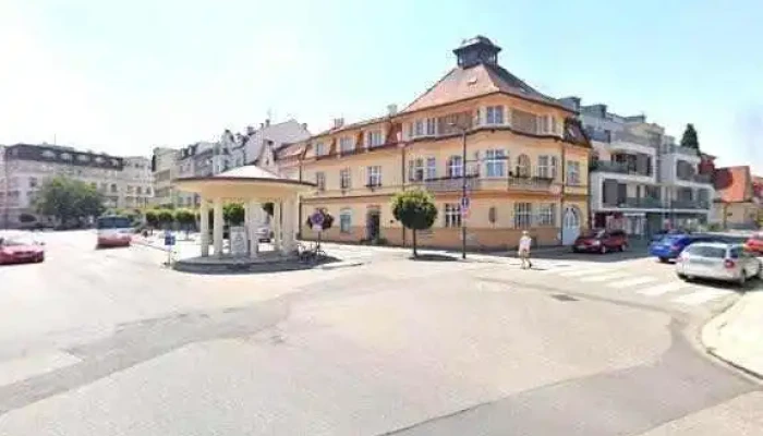 Laura Podebrady Street View A 360deg - 6, Riegrovo Nám. 33