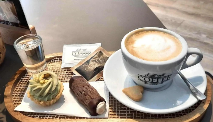 Levandulove Bistro Vraz   Misto Kde Mlsani Ma Smysl Cappuccino - Květnová 80
