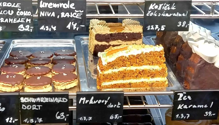 Levandulove Bistro Vraz   Misto Kde Mlsani Ma Smysl Recenze - Květnová 80