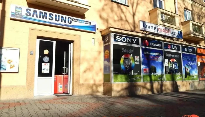 Levnejmobilcz Elektronicke Cigarety Mobilni Telefony E Liquidy Prichute Baze Elektronika Servis Mobilu A Ntb Vse - Hlavní Tř. 700/88