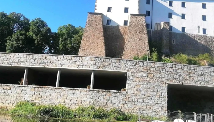 Lodenice Kadan Fotky - Říční 313