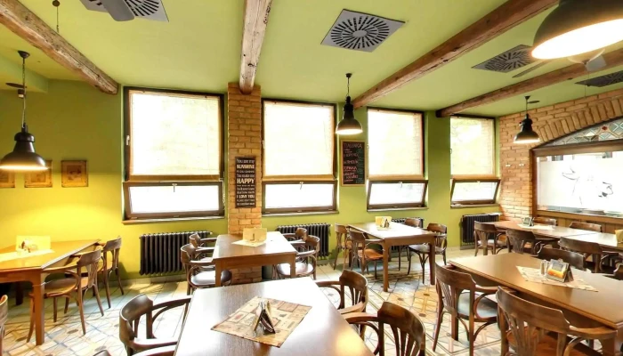 Lokal U Osla Vzhled A Atmosfera - L. Váchy 517