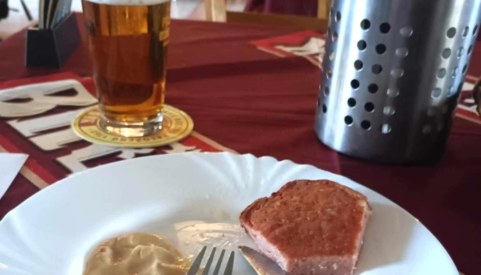 Lokobar Nadrazni Restaurace Fotky - Czech Republic
