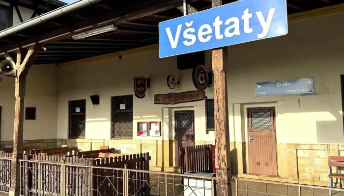 Lokobar Nadrazni Restaurace Vse - Czech Republic