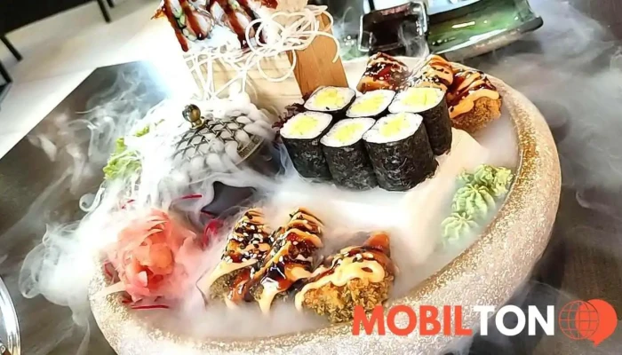 Louis Asian Restaurace Sushi Bar -  Jidlo A Piti - Pekárenská 382