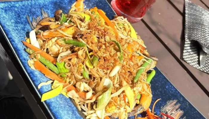 Louis Asian Restaurace Sushi Bar -  Nejnovejsi - Pekárenská 382