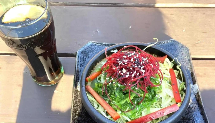 Louis Asian Restaurace Sushi Bar -  Restaurace - Pekárenská 382