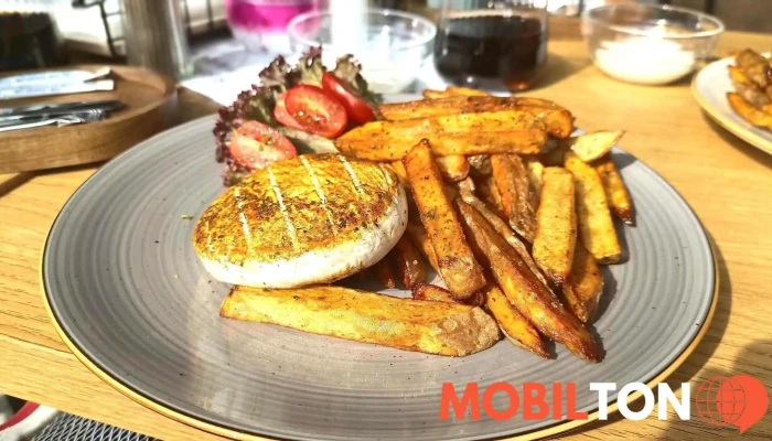 Luver Bistro -  Hranolky - Ústecká 313/160