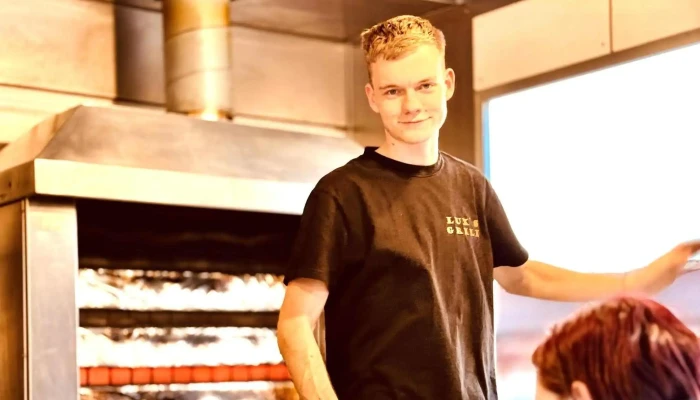 Luxs Grill Mukarov Instagram - Pražská