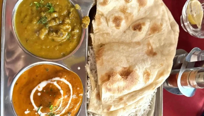 Makalu Nepalska A Indicka Restaurace Ceny - Šromova 137 686 01