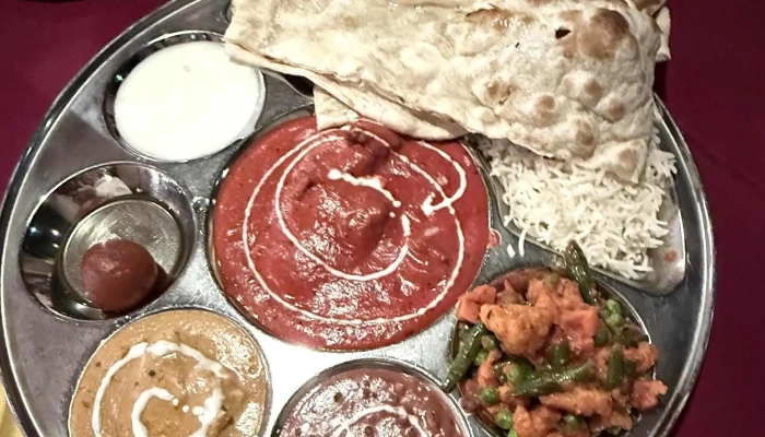 Makalu Nepalska A Indicka Restaurace Hledam - Šromova 137 686 01