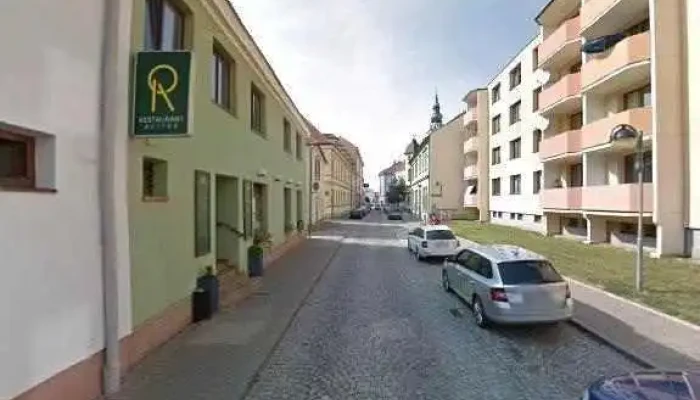 Makalu Nepalska A Indicka Restaurace Street View A 360deg - Šromova 137 686 01