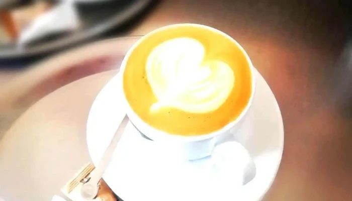 Maly Mnich Cafe Cappuccino - Náměstí F. X. Svobody 54